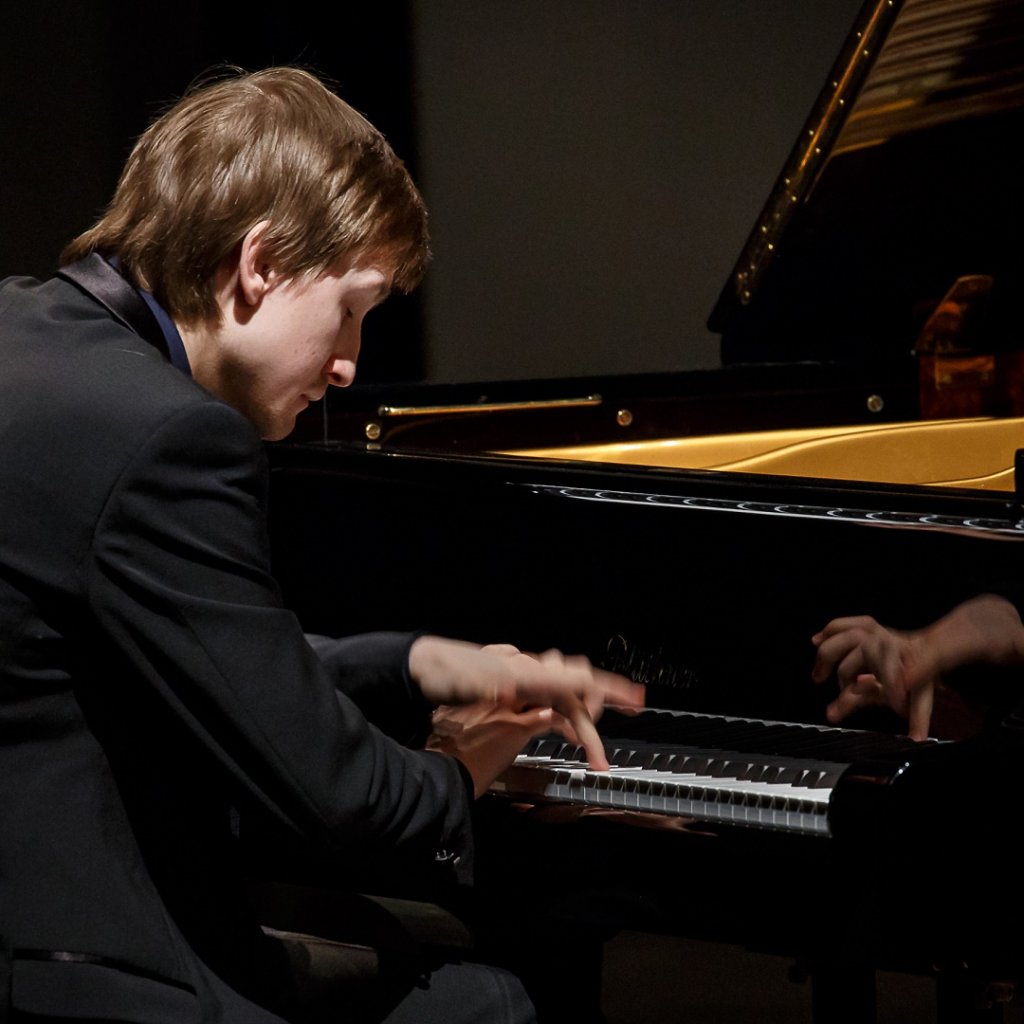 Dmitry Masleev 1er prix du Concours international Tchaïkovski (Photo Christophe Gremiot)