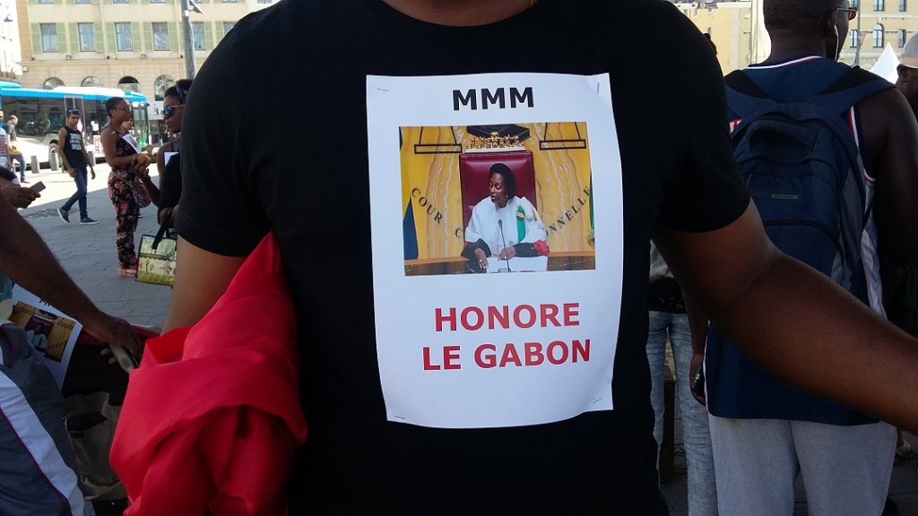 Tous les yeux sont rivés sur la présidente de la Cour constitutionnelle du Gabon. Marie-Madeleine Mborantsuo, 61 ans,  détient les clefs du dénouement de la crise.  (Photo P.M.-C.)