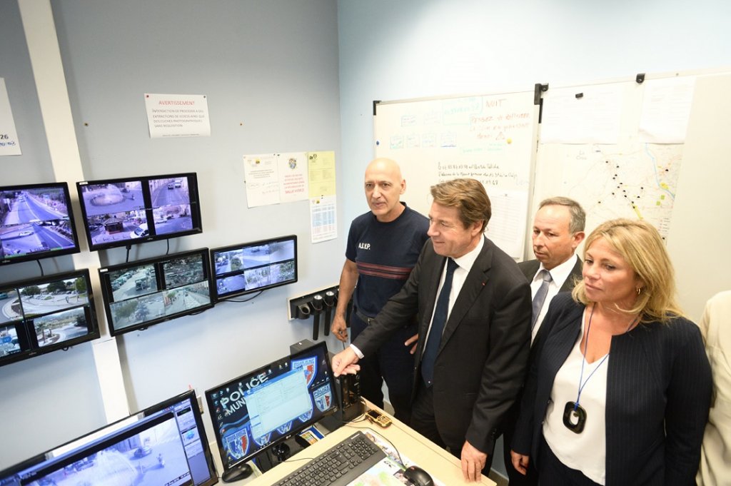 Visite du Centre de Supervision Urbain de La Crau (Photo Jean-Pierre Garufi)