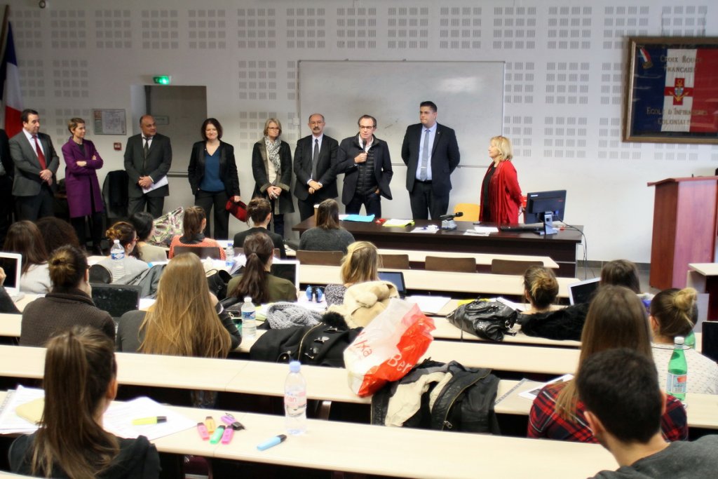 Rencontre avec les étudiants (Photo Robert Poulain)
