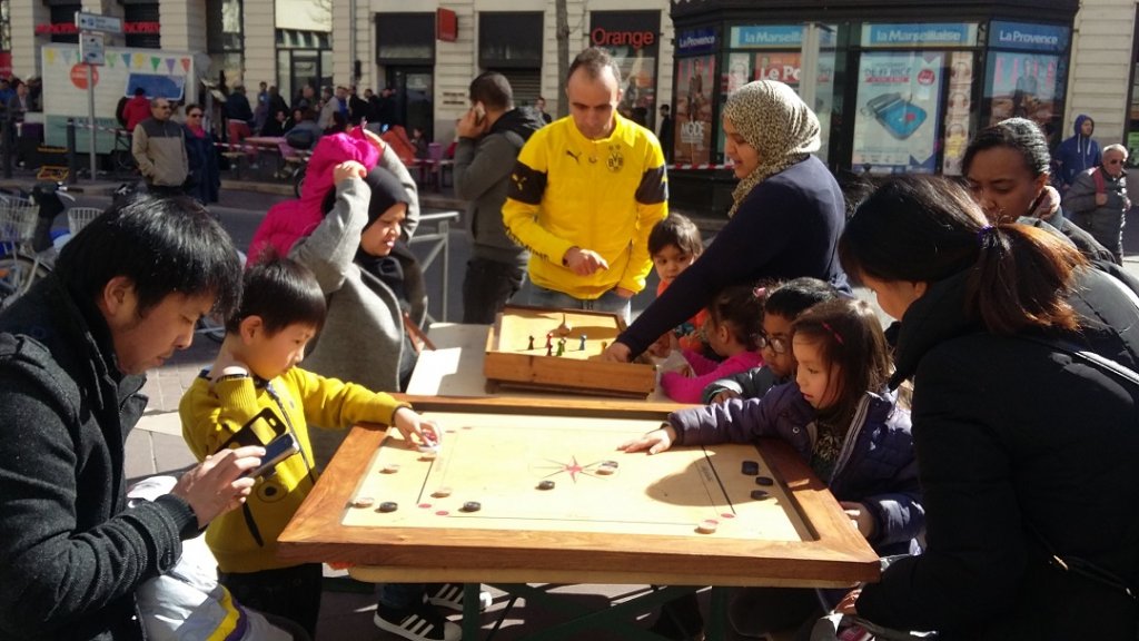 Le jeu en partage (Photo Patricia Maillé-Caire)