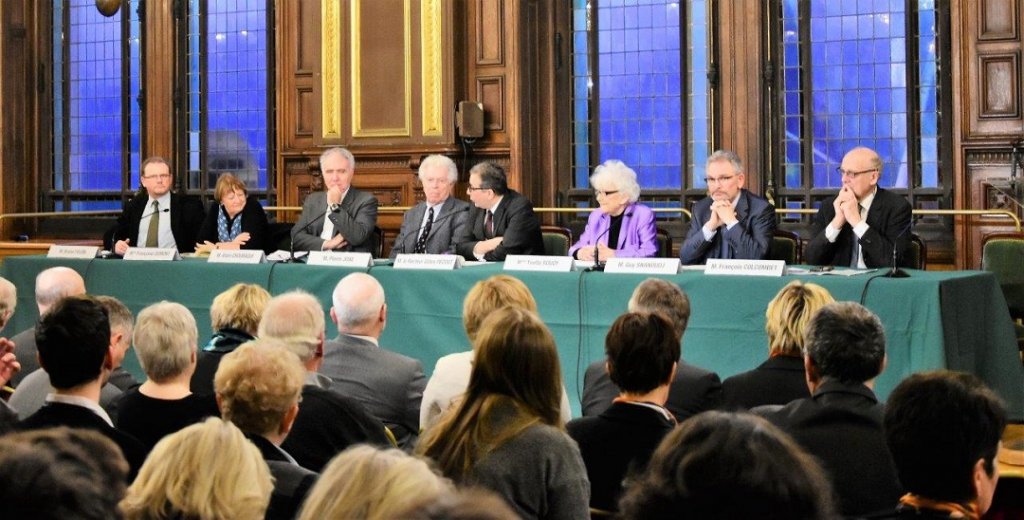 Alain Chouraqui entouré du jury du Prix Seligmann 2017