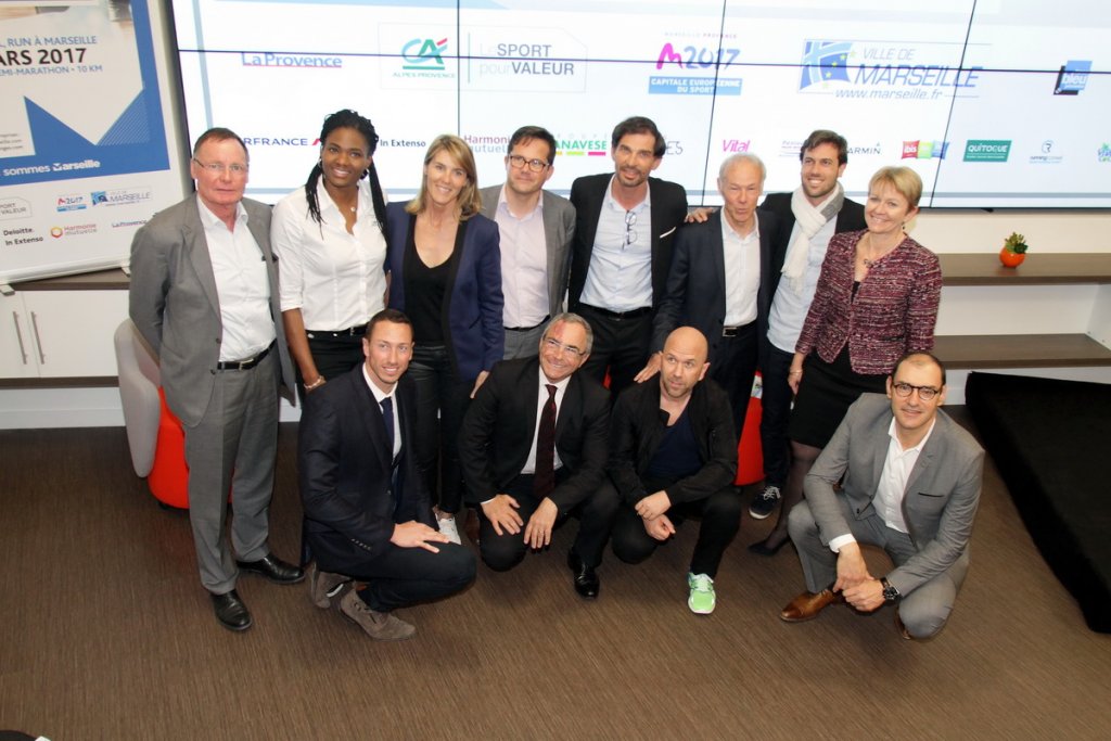 Organisateurs, élus et athlètes ont présenté la 4e édition du Run in Marseille (Photo Robert Poulain)