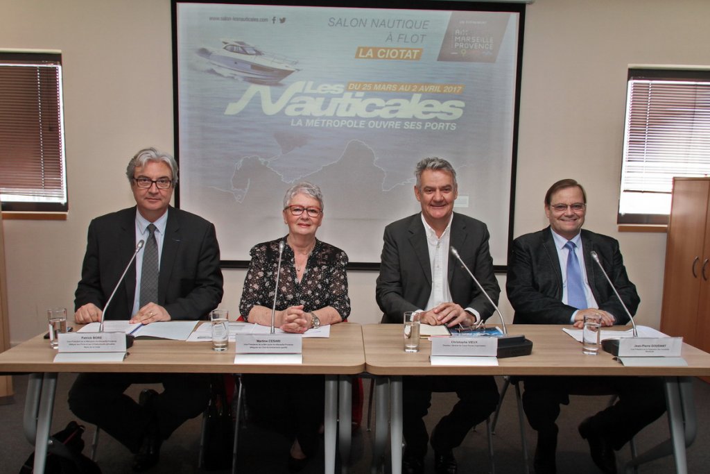 Patrick Boré, maire de la Ciotat , Martine cesari, vice-présidente de la métropole, Christophe Vieux, directeur général de GPO, la société organisatrice du salon et Jean-Pierre Goudant vice-président de la Fédération nationale des industries nautiques (FIN)