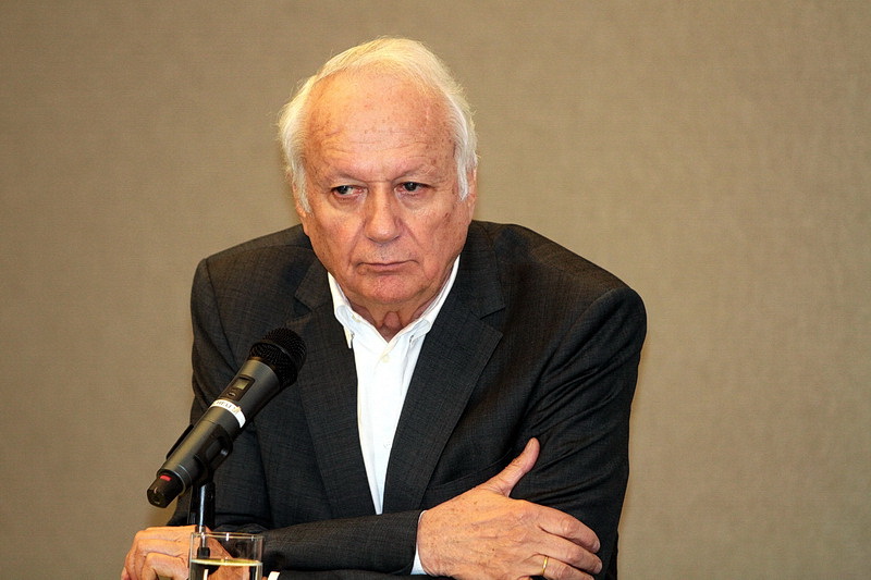 Jean-Marie Cavada (Photo Robert Poulain)