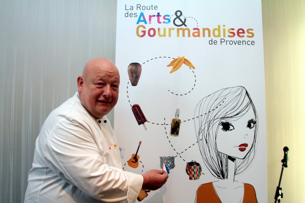 Claude Léonard, maître artisan chocolatier (Chocolaterie des Chartreux) et initiateur du guide (Photo Robert Poulain) Claude Léonard, maître artisan chocolatier (Chocolaterie des Chartreux) et initiateur du guide (Photo Robert Poulain)
