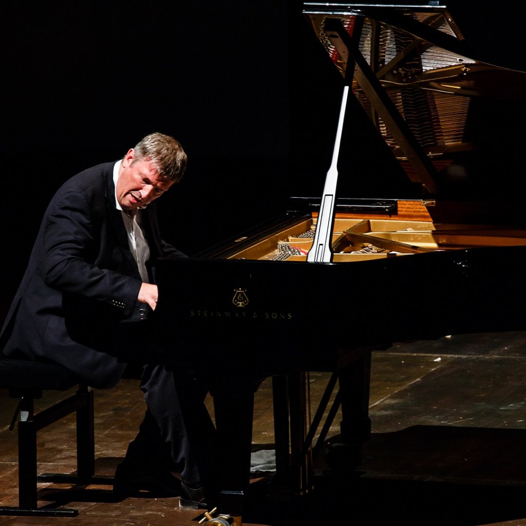 Boris Berezovsky a fait l'ouverture du Festival de La Roque d'anthéron ce 21 juillet (Photo Christophe Gremiot)