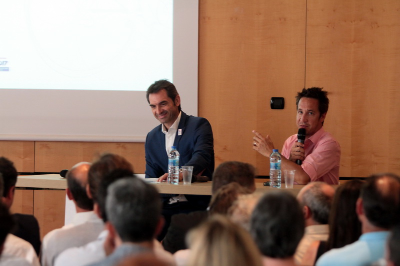 Virgile Caillet, délégué Général de l'Union Sport & Cycle et Guillaume Gouvernet, directeur R&D marque Géonaute Décathlon (Photo Robert Poulain)
