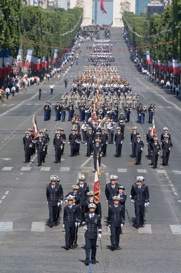 14 juillet 2017 : la promotion Voie Sacrée défile sur les Champs-Elysées. (Photos ECPAD)
