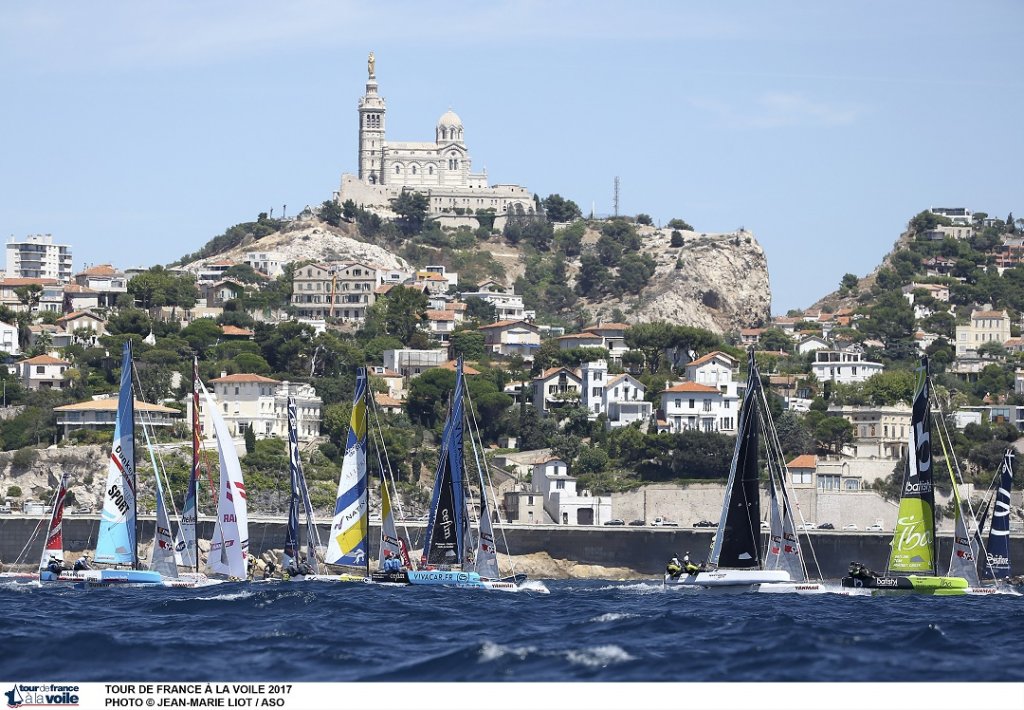 Tour de France à la Voile dans la rade de Marseille (Photo Jean-Marie Liot /ASO)