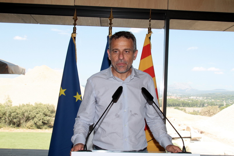 Frédéric Chevalier lors de la visite du chantier de "The Camp" le 12 juillet (Photo Robert Poulain)