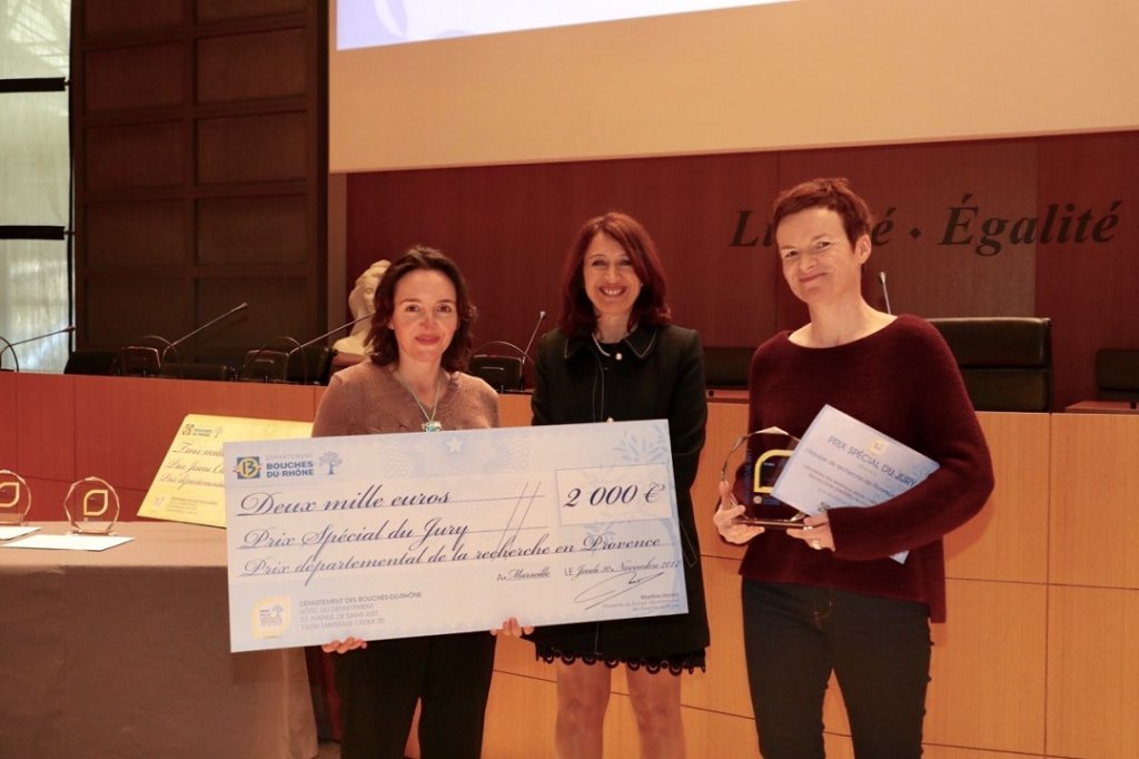 Le Prix Spécial du Jury attribué à Florence Boulc’h et Valérie Gontero a été remis par Véronique Miquelly (Photo D.R.)