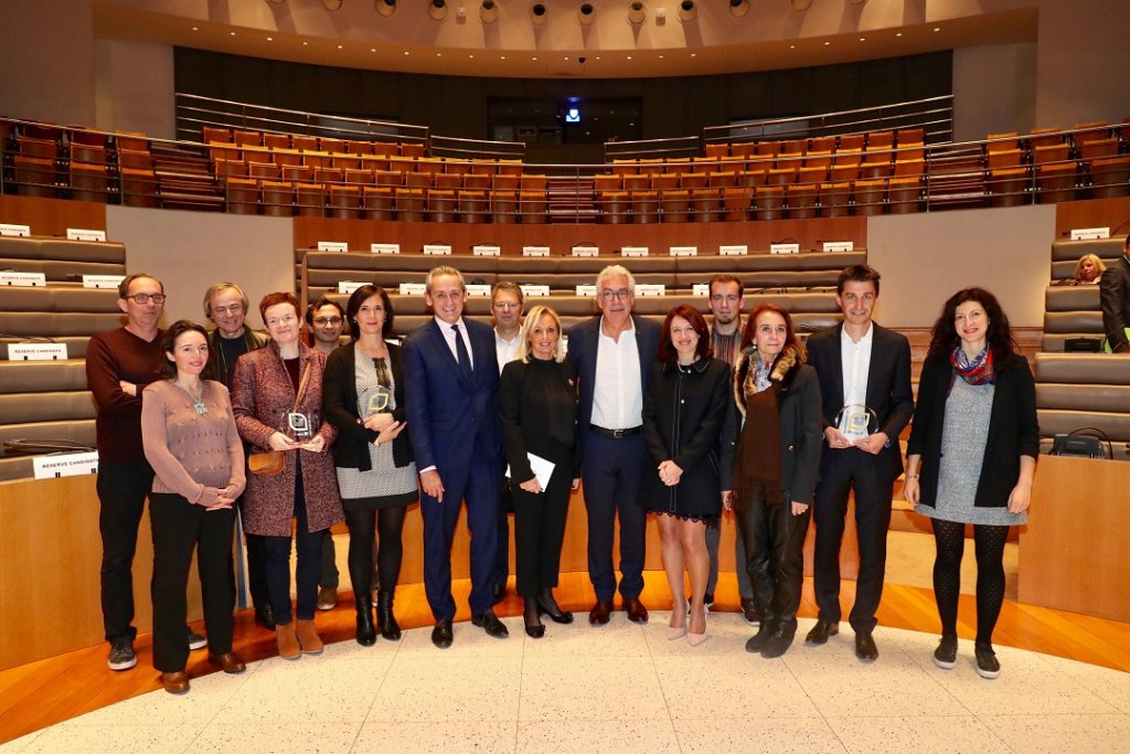 Les trois lauréats ont été récompensés lors de la cérémonie du «Prix Départemental pour la Recherche en Provence -2e édition» (Photo D.R.)