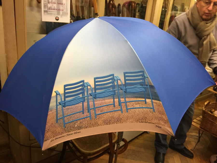 Les chaises bleues (Photo PRO)