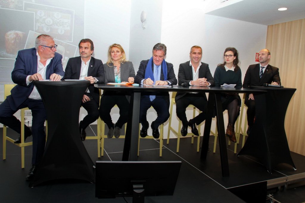 Paul Chaffard, président du WTC, Jean-Luc Chauvin, Caroline Pozmentier-Sportich, Jean Roatta, Nicolas Le Ny, Aleth Mandula et Olivier Van de Winkel (Photo Robert Poulain)