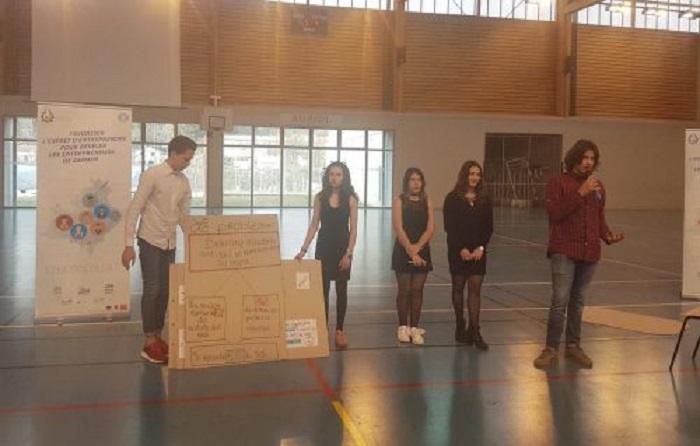 Anaïs, Noah, Mathis, Luna, Camille partiront fin mars à Chicago pour défendre leur projet de startup (Photo D.R./AMFT)