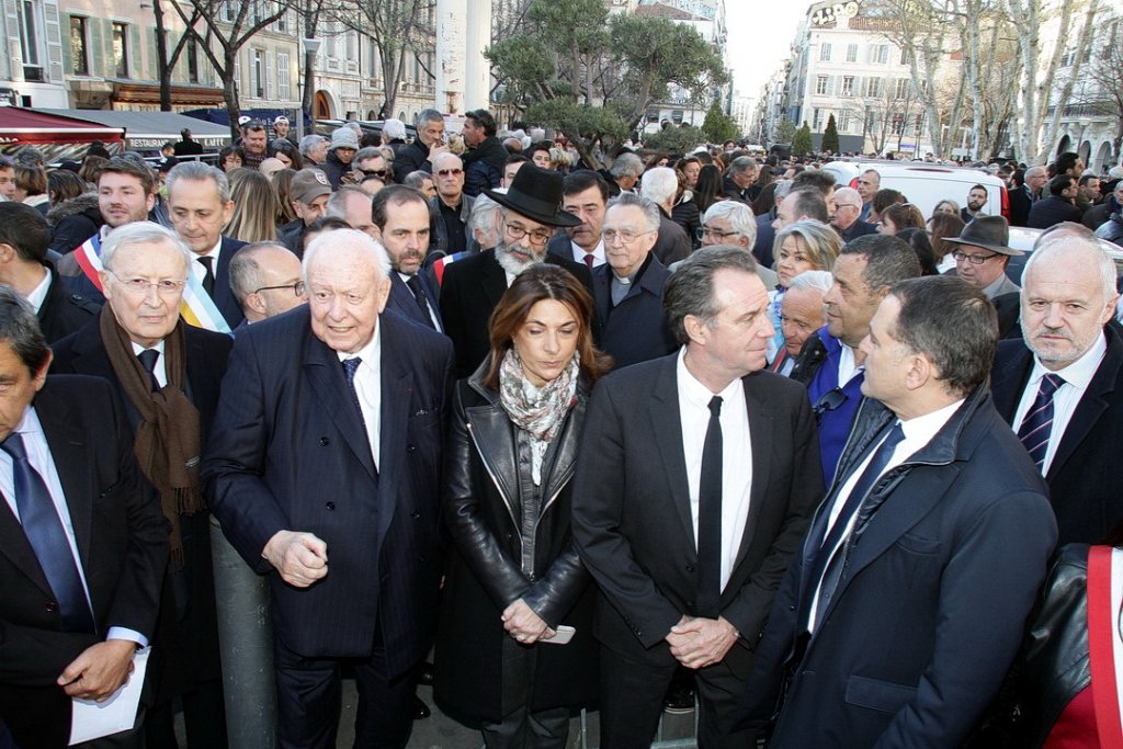Roland Blum, Jean-Claude Gaudin, Martine Vassal, Renaud Muselier, Bruno Bejamin, Réouven Ohana, le grand rabbin de Marseille, Mgr Pontier, archevêque de Marseille ont rendu hommage à Mireille Knoll (Photo Robert Poulain) Roland Blum, Jean-Claude Gaudin, Martine Vassal, Renaud Muselier, Bruno Bejamin, Réouven Ohana, le grand rabbin de Marseille, Mgr Pontier, archevêque de Marseille ont rendu hommage à Mireille Knoll (Photo Robert Poulain)
