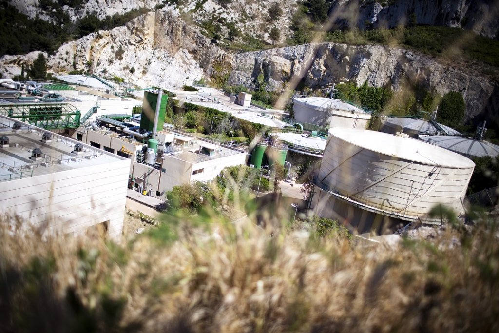 L'usine de traitement des boues d'épuration est implantée dans la calanque de Sormiou depuis 1987(Photo Stéphane Lavoué)