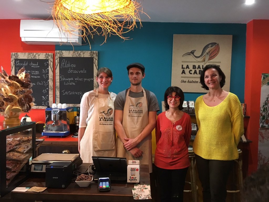Laure-Agnès Caradec et Monique Cassar à La Baleine à Cabosse - artisan chocolatier à Marseille- (Photo D.R.)