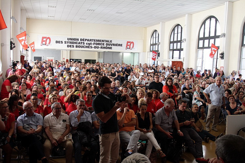 Salle comble pour ce meeting de rentrée (Photo Robert Poulain)