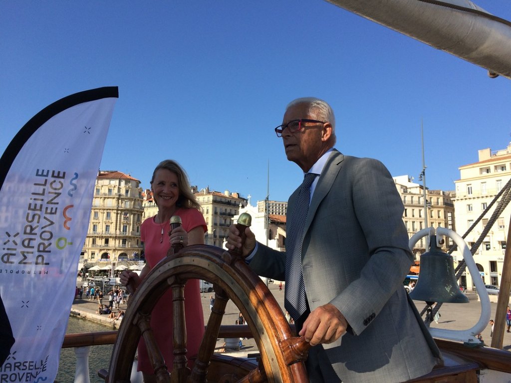 Jean Montagnac tient bon la barre (Photo Mireille Bianciotto)