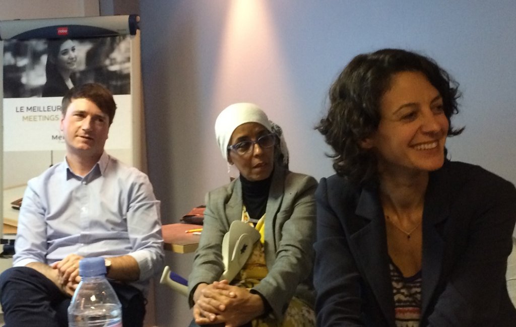 De gauche à droite Dr. Bertrand Mas-Fraissinet, Salima Gasmi et la députée Claire Pitollat (Photo M.B.) De gauche à droite Dr. Bertrand Mas-Fraissinet, Salima Gasmi et la députée Claire Pitollat (Photo M.B.)