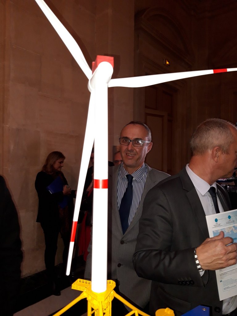 Philippe Veyan, directeur de projet EDF Energies Nouvelles a présenté «Provence Grand Large» (Photo M.B.)