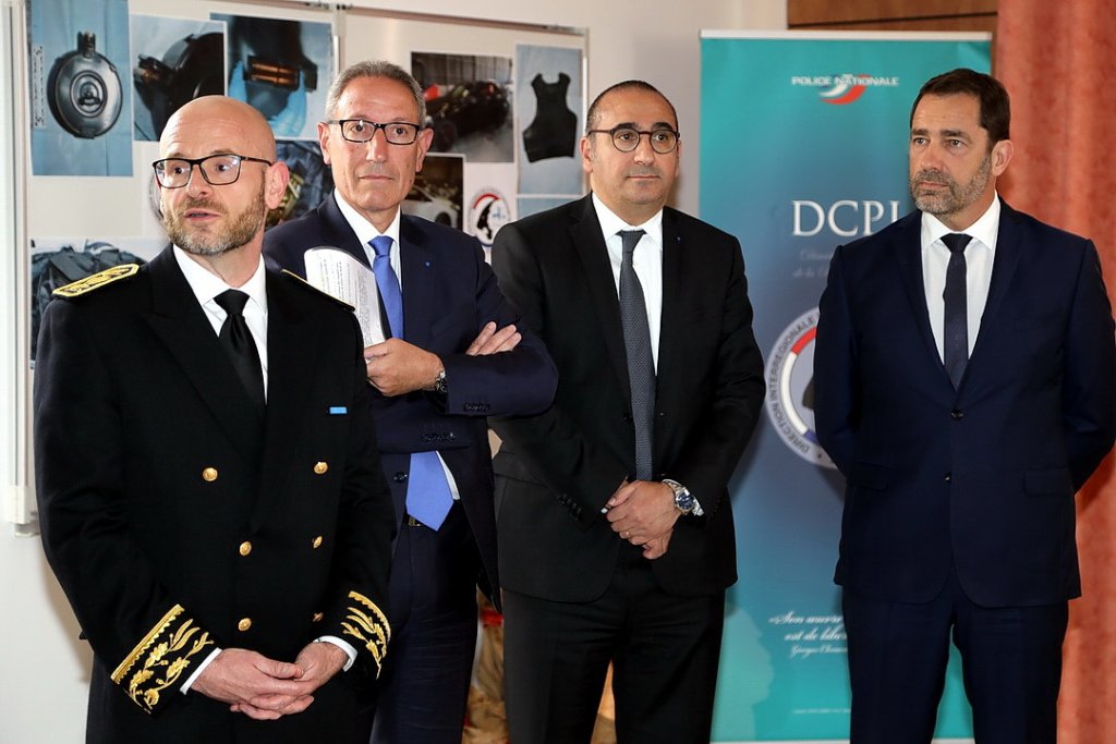 De droite à gauche Christophe Castaner, Laurent Nuñez, Secrétaire d’État, Eric Arella DRPJ et le préfet de police des Bouches-du-Rhône, Olivier de Mazières (Photo Robert Poulain)