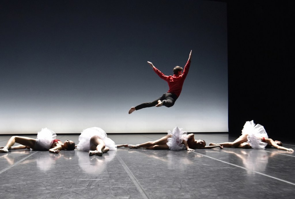« Ghost », la création 2018 du ballet Preljocaj est au programme de  cette saison 2019/2020. (Photo Jean-Claude Carbonne)