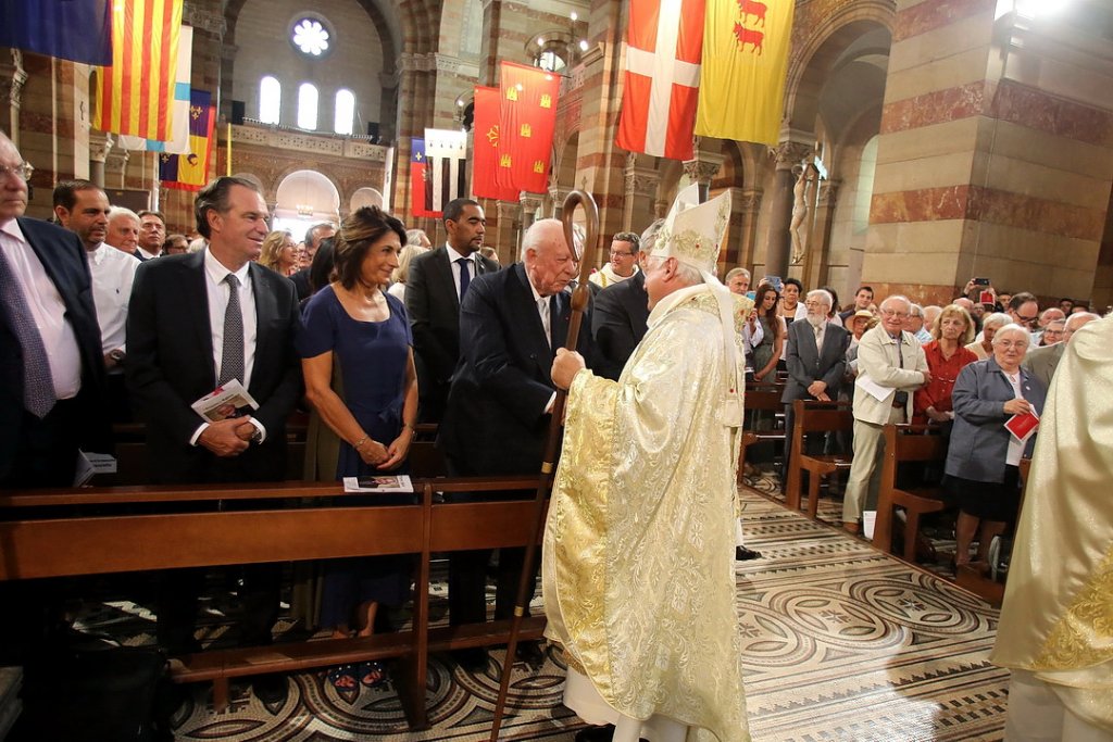 De nombreuses personnalités des mondes politique, économique et religieux étaient présents (Photo Robert Poulain)