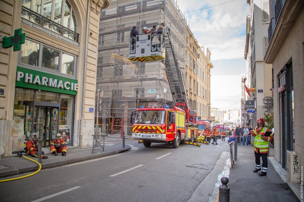 L'intervention a mobilisé 54 marins-pompiers et 17 engins (Photo: MN/BMPM/SM Loïc Aedo)