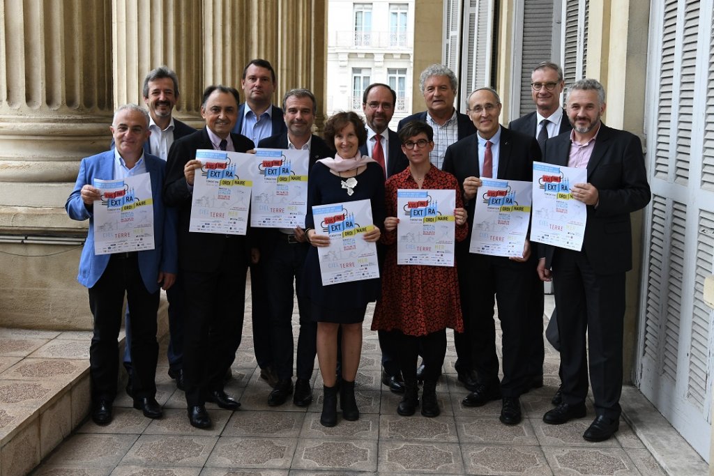 Partenaires et organisateurs qui ont contribué à ce que l'événement se tienne à Marseille : Antoine Vassallo, directeur DIPDE EDF -Jean-Michel Diaz, Délégué Régional Méditerranée Total - Jacques-Thierry Monti, Délégué Régional Provence-Alpes-Côte d’Azur - EDF - Hervé Martel, Président du directoire du Port de Marseille Fos - Jean-Luc Chauvin, Président de la CCI Marseille Provence - Christine Baze, Présidente Industries Méditerranée - Thierry Chaumont, Président de l’UIMM Alpes-Méditerranée, Vice-Président de l’Usine Extraordinaire 2019 - Pasquine Albertini, Responsable communication Corsica Linea - Jean-Marie Trabucco, Directeur Pôle Formation UIMM Alpes-Mediterranée - Bernard Bigot, Directeur général ITER Organization, Président de l’Usine Extraordinaire 2019 -Serge Bornarel, Délégué Général UIMM Alpes-Méditerranée - Bruno Grandjean, Président de la fondation L’Usine Extraordinaire (Photo François Moura)