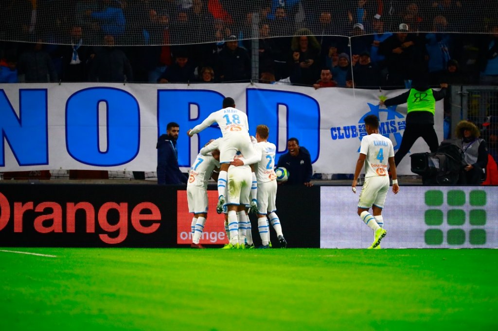 La joie des Olympiens après le deuxième but de Payet (Photo Wallis.fr/Laurent Saccomano)