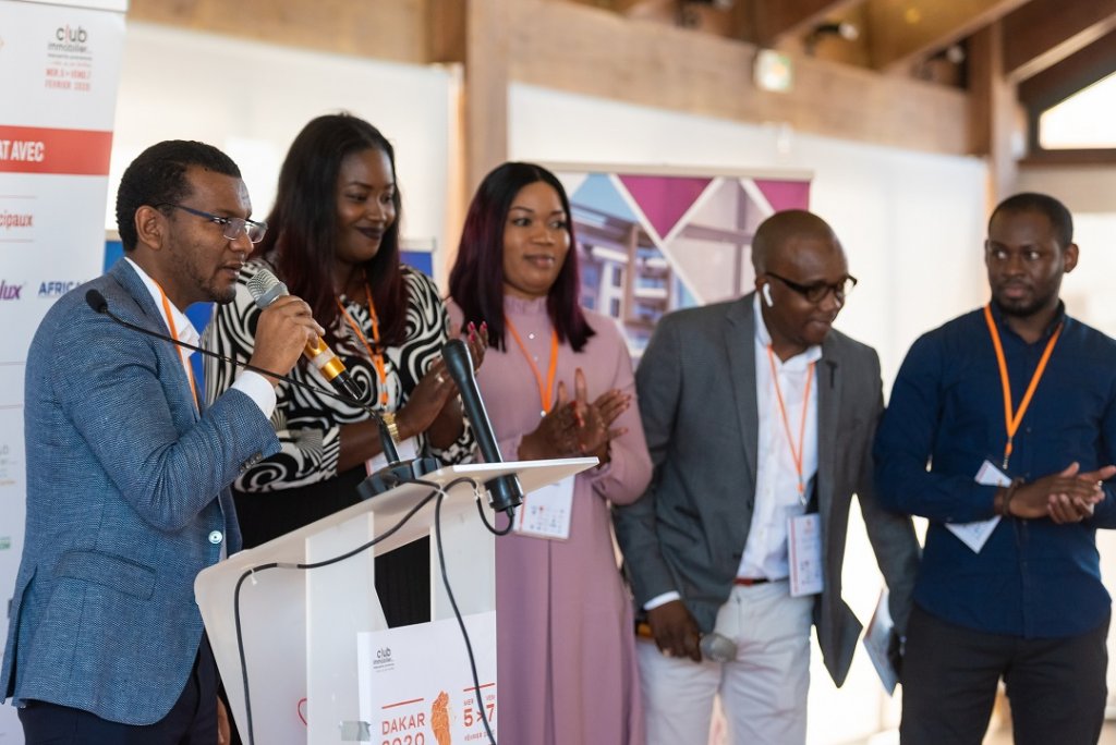 Des conférences organisées en présence d'urbanistes, notaires, experts-comptables... pour découvrir les règles en application du pays © Club de l’immobilier