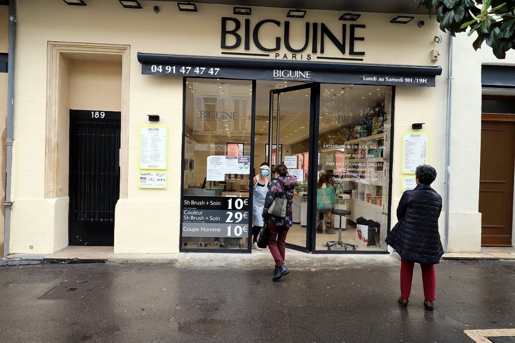 Après un confinement décoiffant  on attend sa mise en beauté  (Photo Robert Poulain)