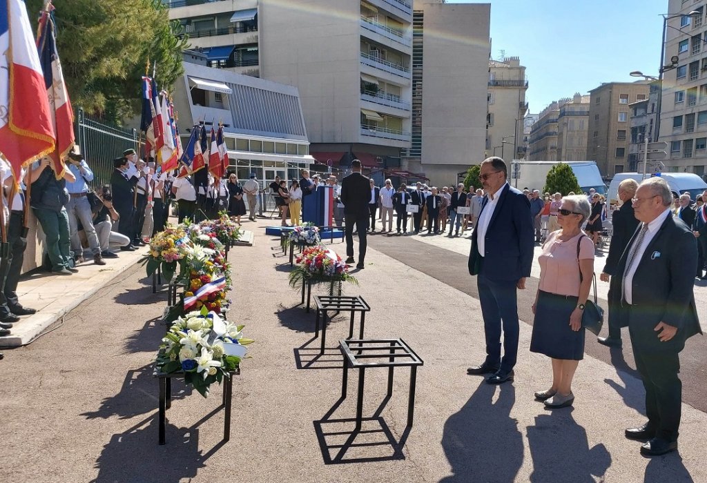 Cérémonie à Marseille devant le monument aux morts (Photo D.R./Crif)