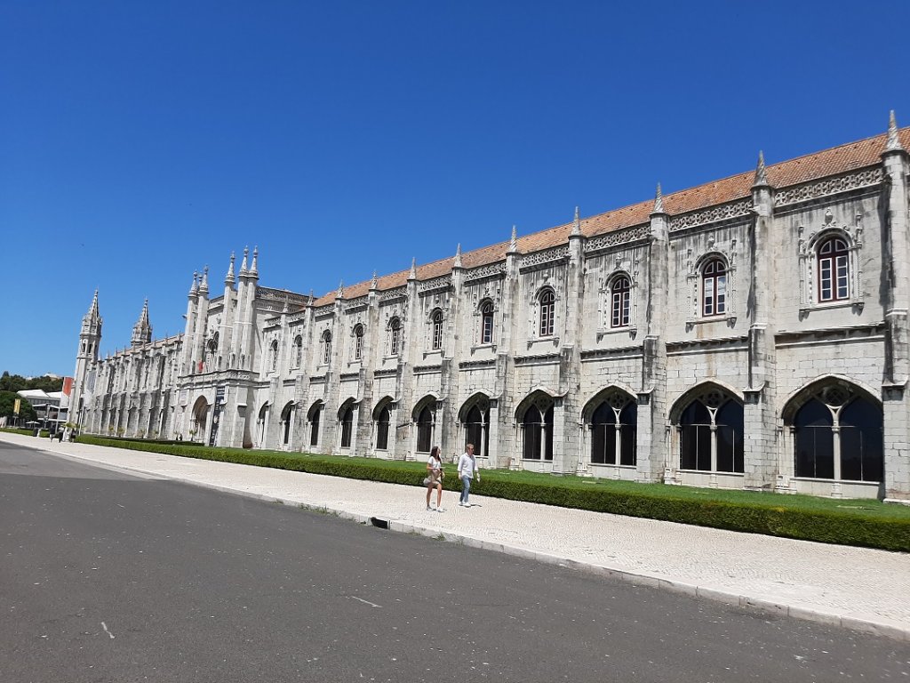 Les grandes avenues et rues sans touristes ni même Lisboètes de la capitale portugaise, début juillet (Photo Bruno Angelica)