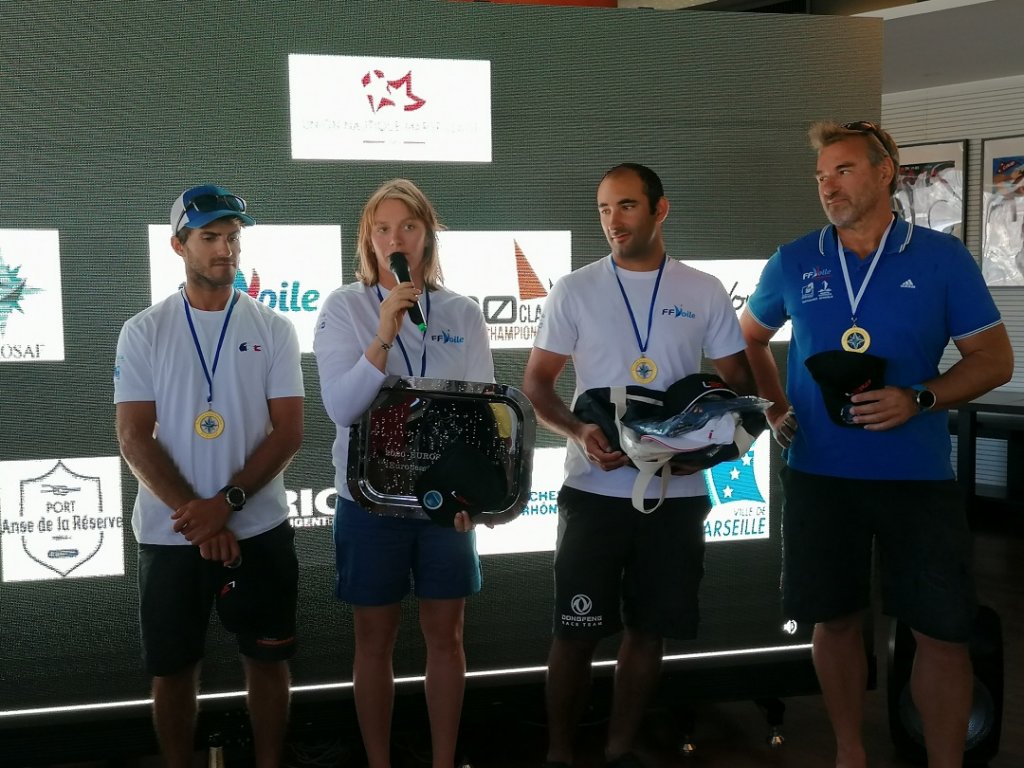 Team France : Kevin Peponnet, Marie Riou, Benjamin Schwartz, Xavier Rohart © Amanda Thébeau