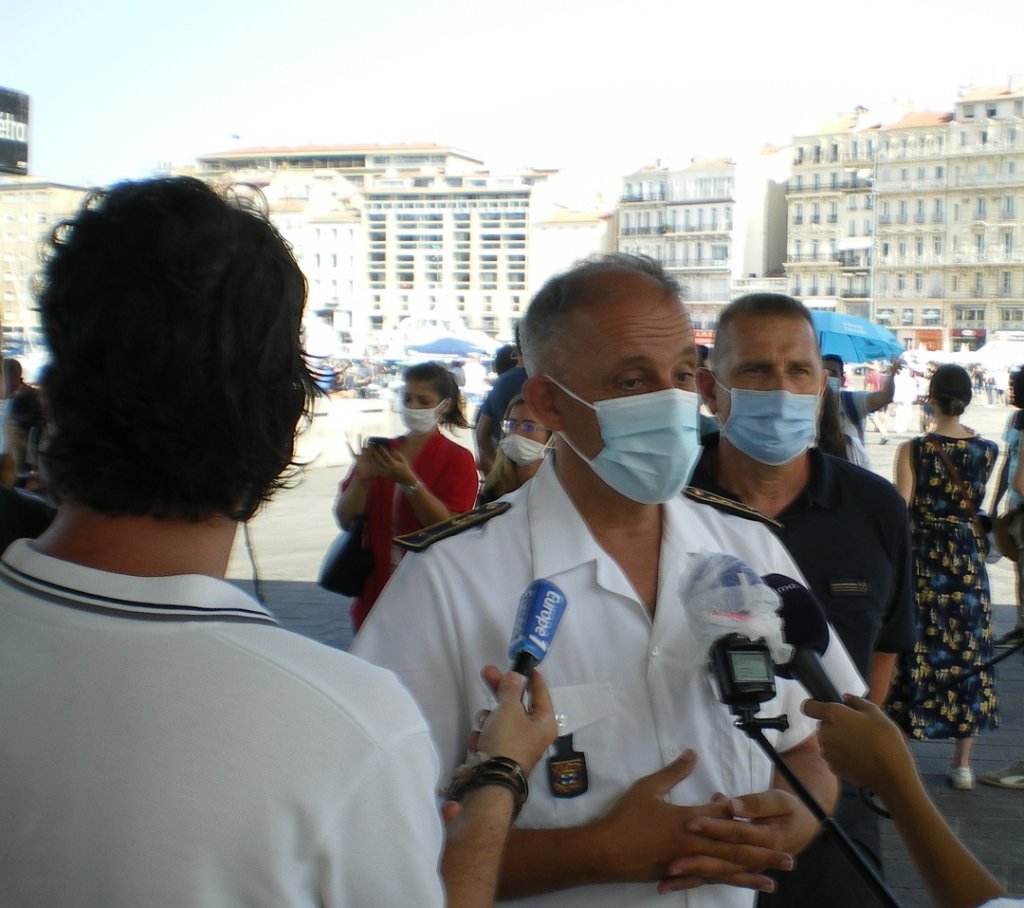 L'amiral Patrick Augier du BMPM revient sur la sensibilisation des citoyens (Photo Michel Caire)