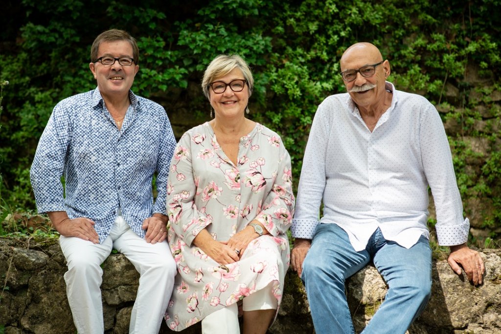 René Martin, Marie-Claude Alcaraz et Jean-Pierre Onoratini qui, à la tête du Festival de piano de La Roque, ont accompli en cette édition 2020 de véritables miracles. © Christophe Grémiot