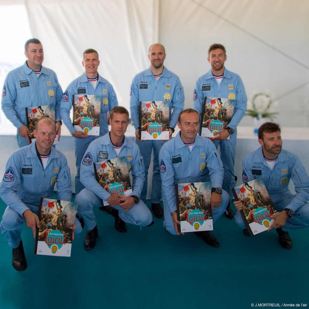 Les pilotes de la Patrouille de France des ambassadeurs de haut vol pour 