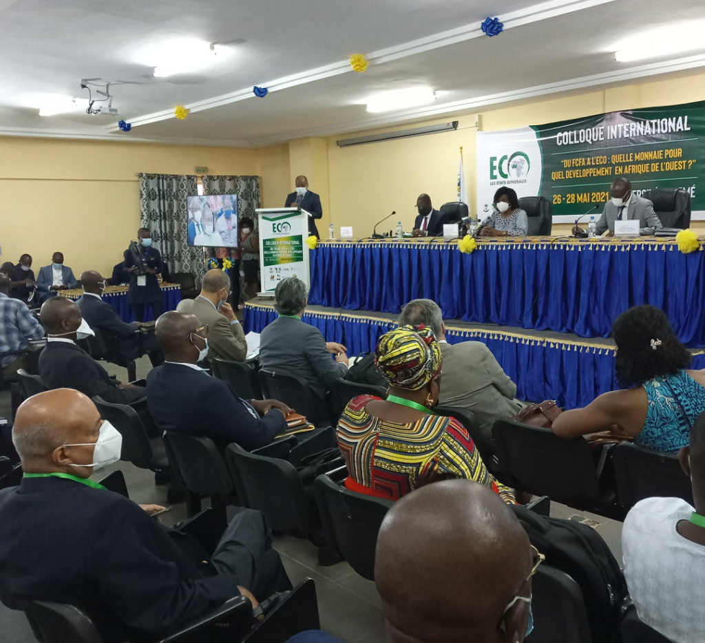 Ouverture aujourd'hui du colloque international sur la future monnaie ouest-africaine "l'Éco" au sein de l'université de Lomé. ©EgE