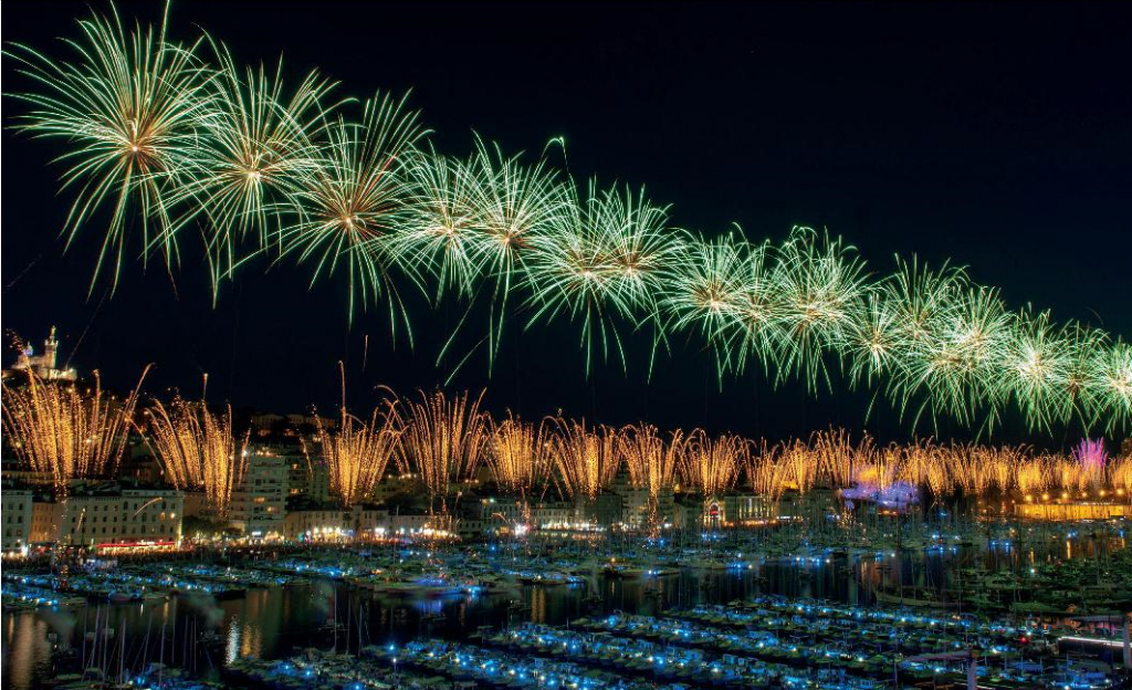 Feu d'artifice autour du Vieux-Port ©ville de Marseille