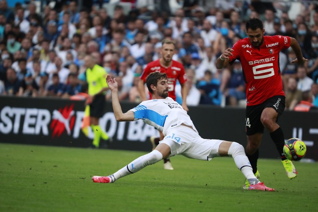 Le Brésilien Luan Peres a effectué un bon travail défensif (Photo Laurent Saccomano / Wallis.fr)