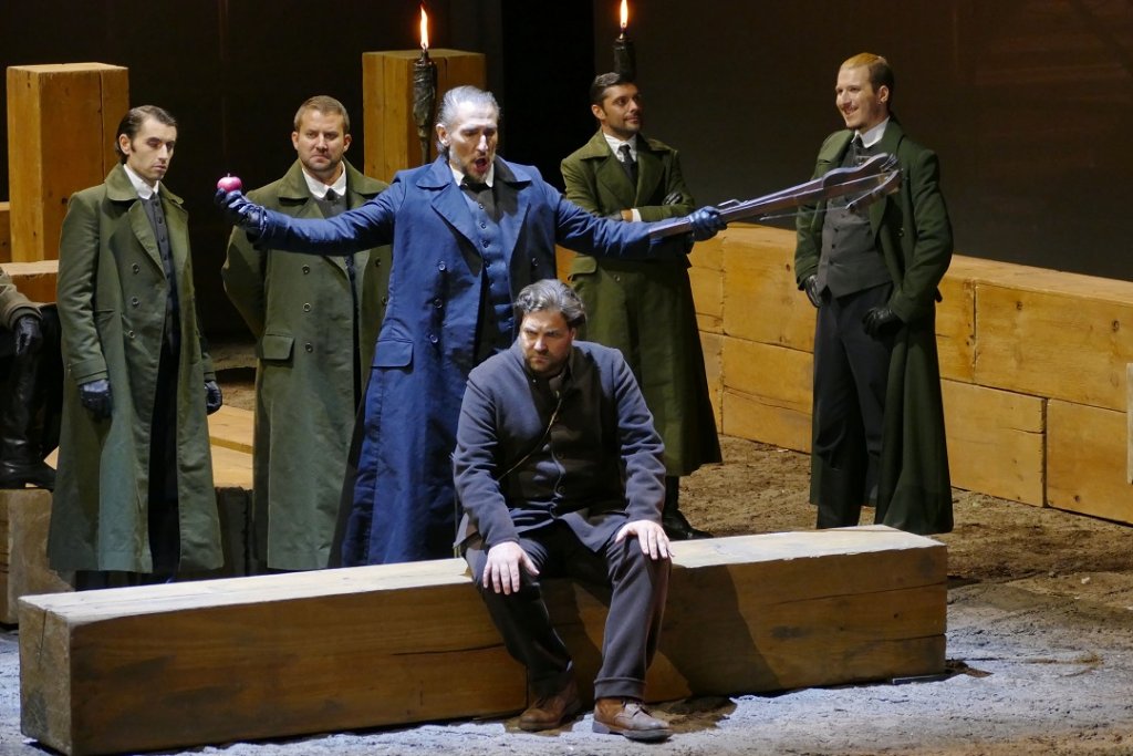 Gessler, Cyril Rovery,  menace Guillaume Tell, Alexandre Duhamel. (Photo Christian Dresse)