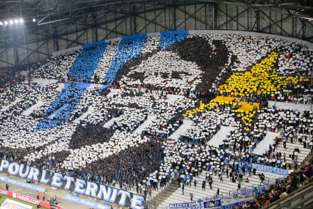 L’Orange Vélodrome avait rendu un dernier et bel hommage à Bernard Tapie (Photo Maelis Baibche/Wallis.fr)