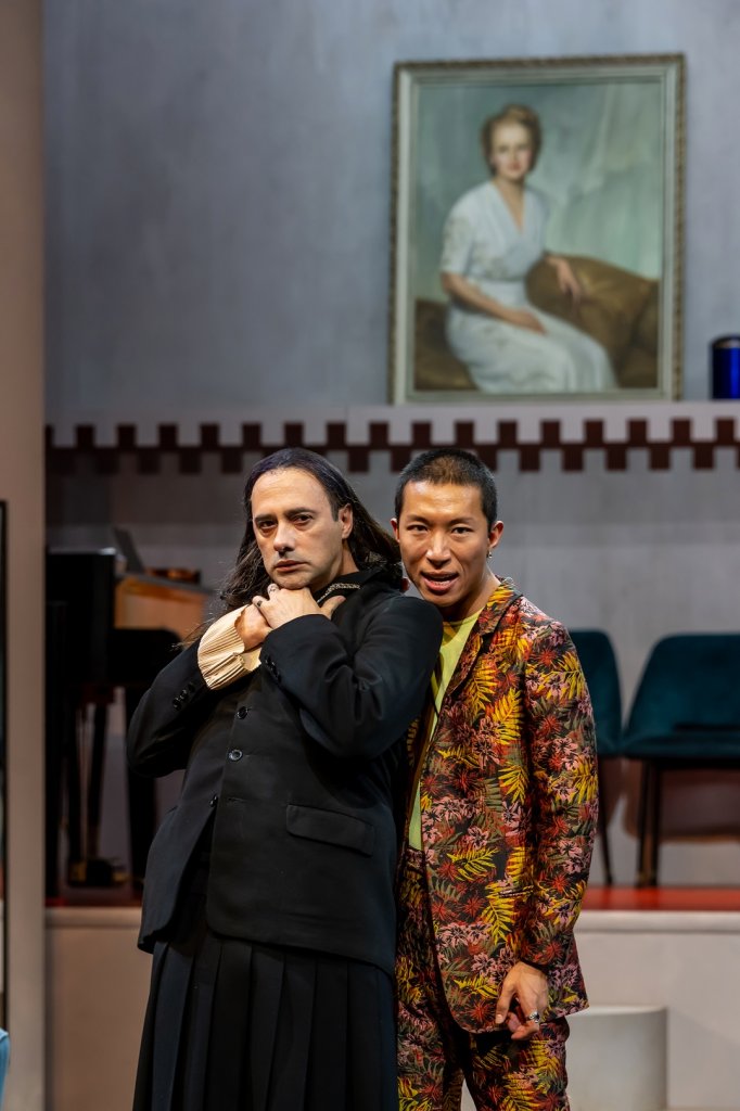 Xavier Gallais et Jin Xuan Mao dans Tartuffe ® Pascal Gely