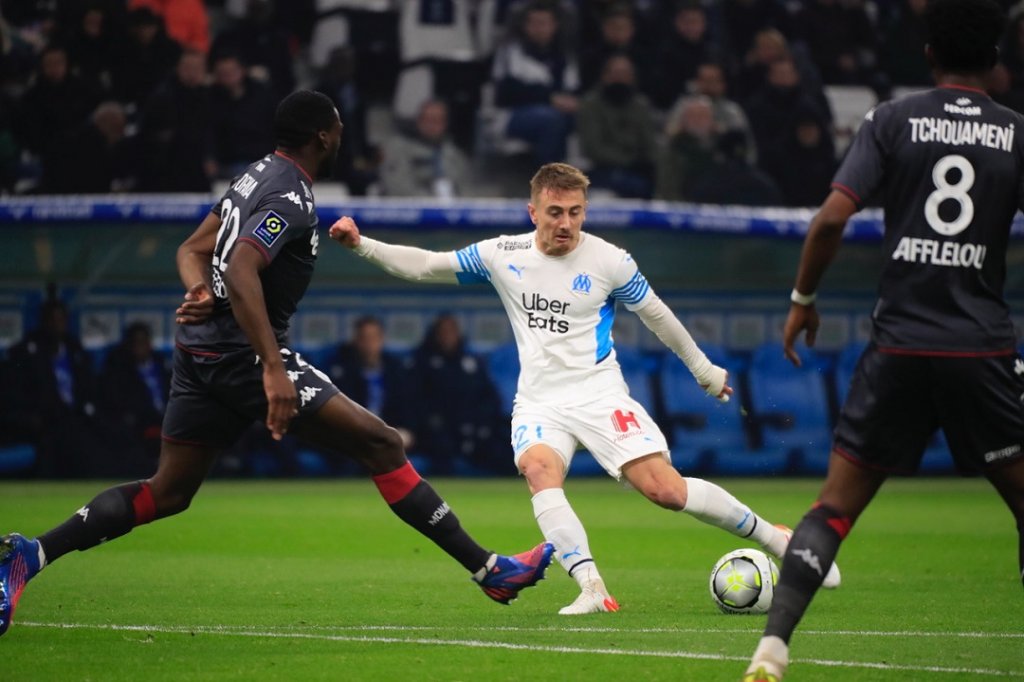 Valentin Rongier est sous la pression des Monégasques ( Photo Laurent Saccomano/ Wallis.fr)