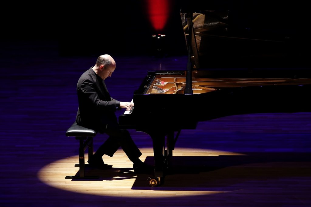 Nelson Goerner au Conservatoire d'Aix est au service d’une partition et la sert sans se servir d’elle. (Photo Caroline Doutre).