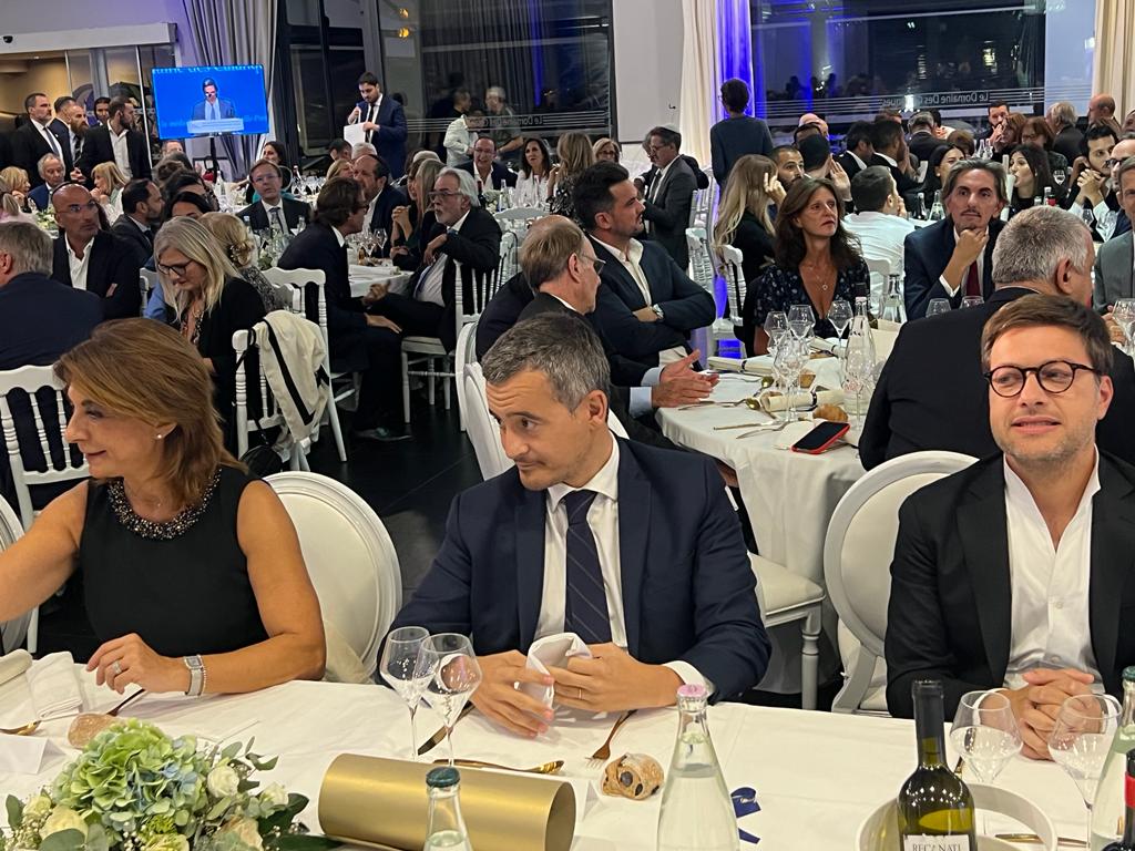 Gérald Darmanin entouré de Marseille Benoît payan, maire de Marseille et de Martine Vassal,présidente du département des Bouches-du-Rhône et de la métropole Aix-Marseille Provence (Photo Joël Barcy) Gérald Darmanin entouré de Marseille Benoît payan, maire de Marseille et de Martine Vassal,présidente du département des Bouches-du-Rhône et de la métropole Aix-Marseille Provence (Photo Joël Barcy)